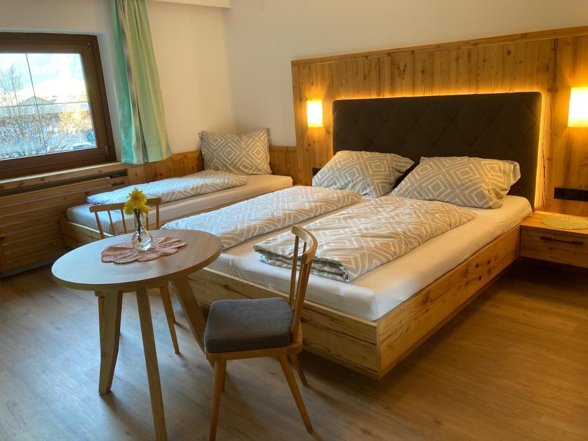 Ferienwohnung Kroell Zell am Ziller Ngoại thất bức ảnh