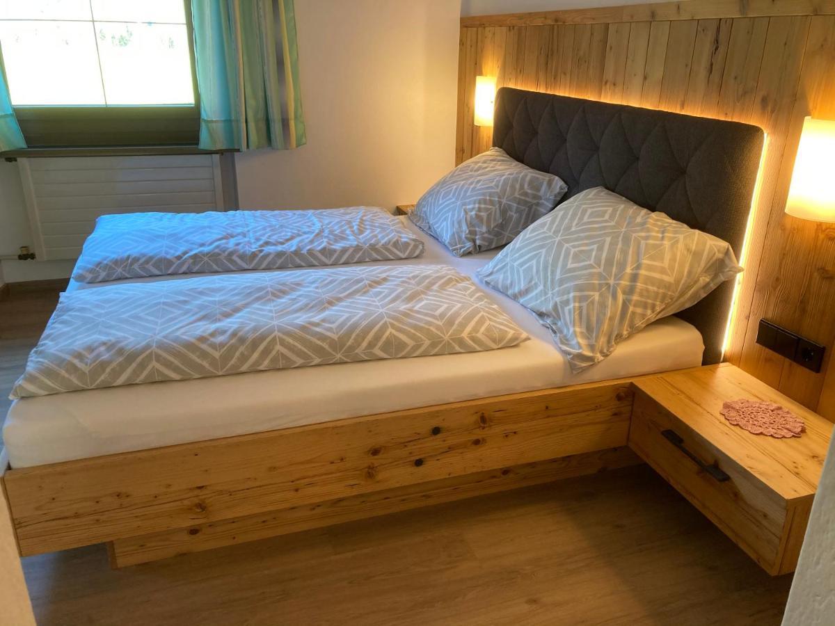 Ferienwohnung Kroell Zell am Ziller Ngoại thất bức ảnh