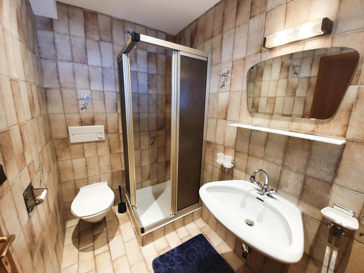 Ferienwohnung Kroell Zell am Ziller Ngoại thất bức ảnh
