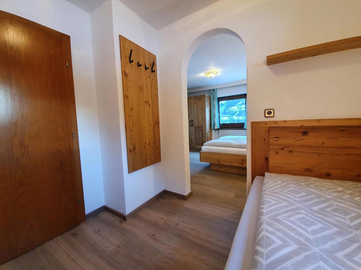 Ferienwohnung Kroell Zell am Ziller Ngoại thất bức ảnh