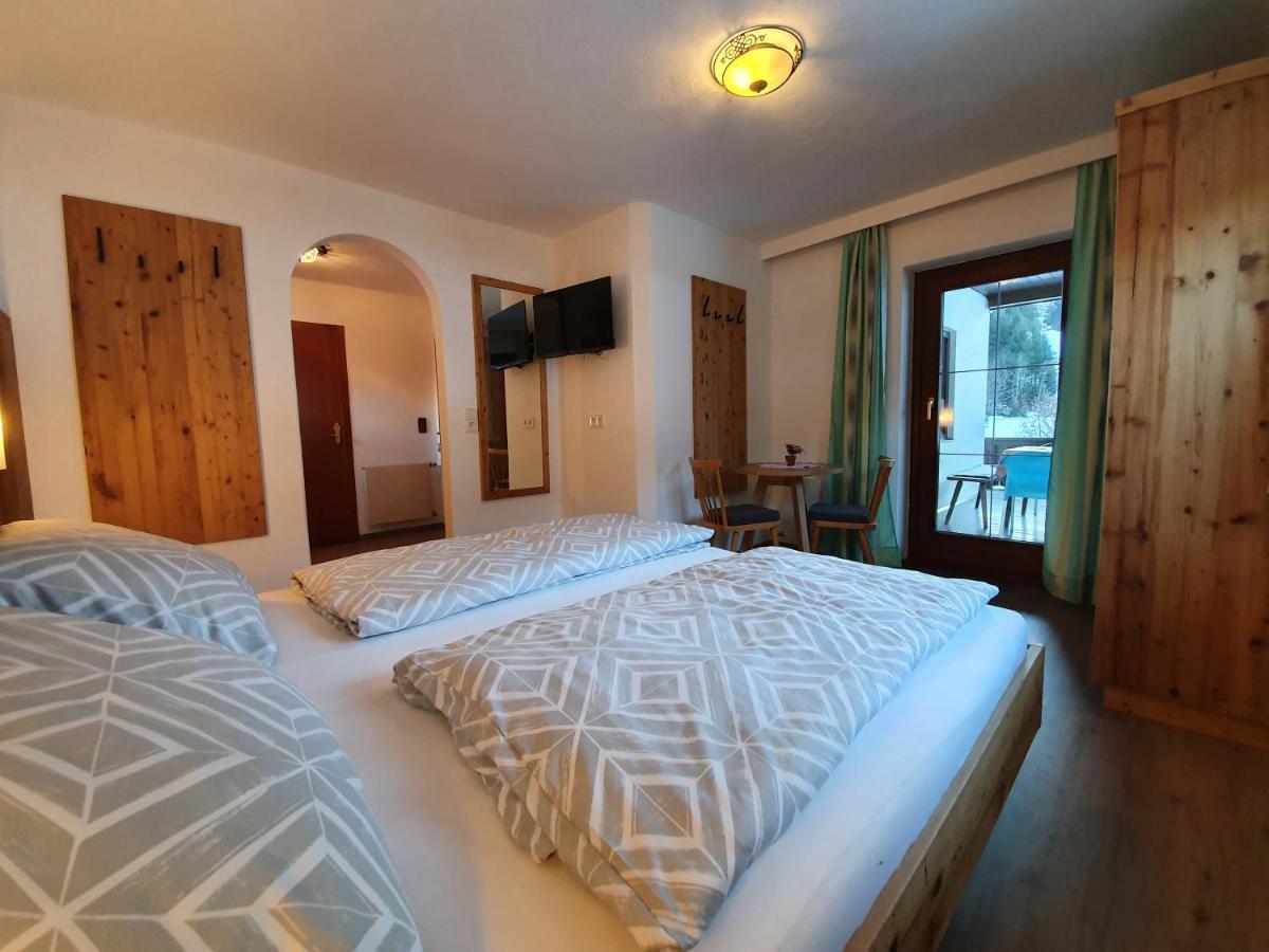 Ferienwohnung Kroell Zell am Ziller Ngoại thất bức ảnh