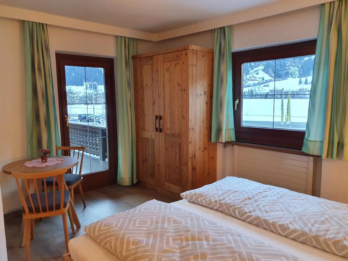 Ferienwohnung Kroell Zell am Ziller Ngoại thất bức ảnh
