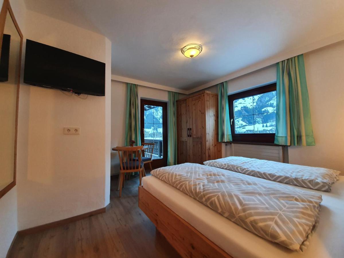 Ferienwohnung Kroell Zell am Ziller Ngoại thất bức ảnh
