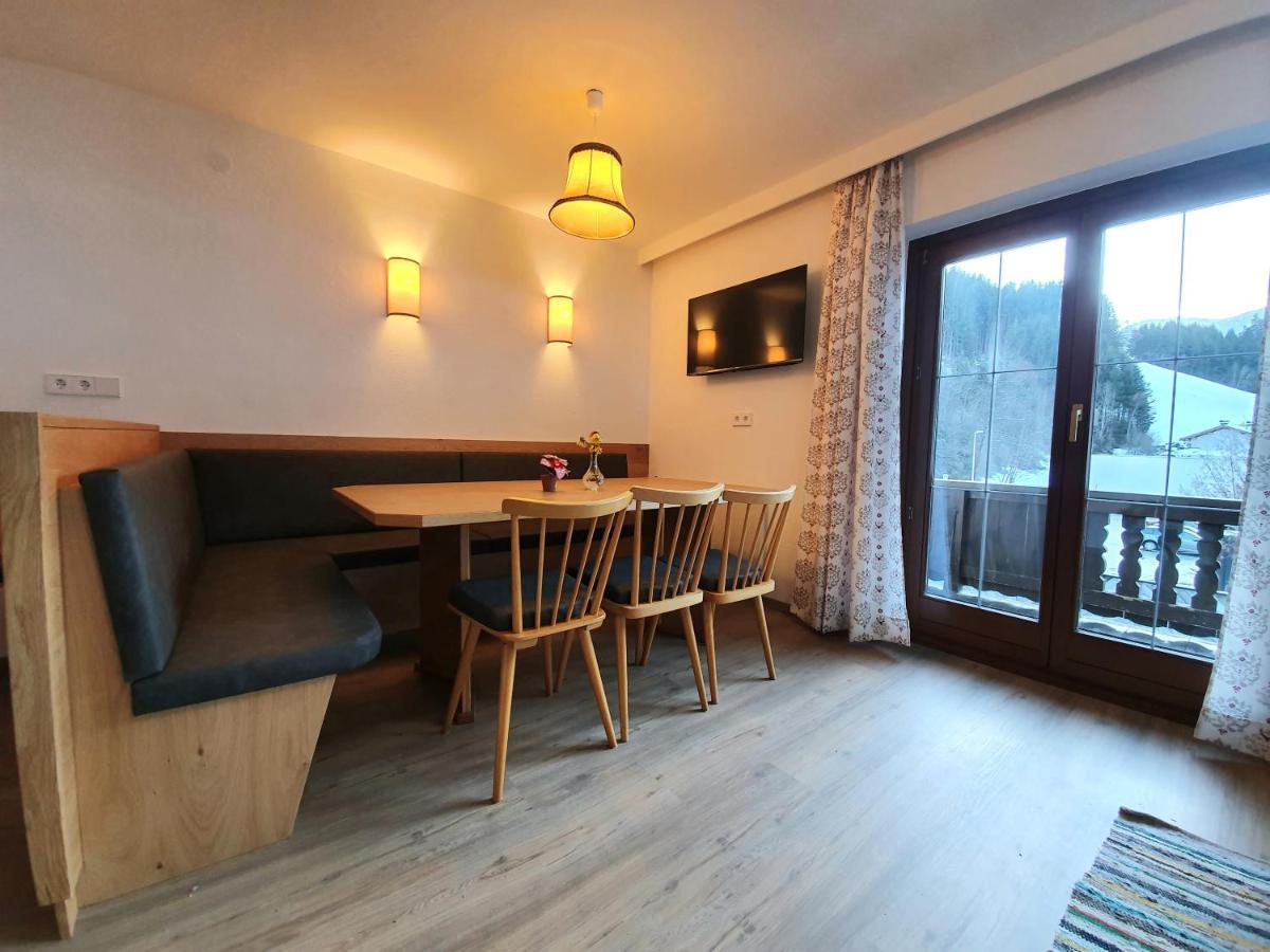 Ferienwohnung Kroell Zell am Ziller Ngoại thất bức ảnh