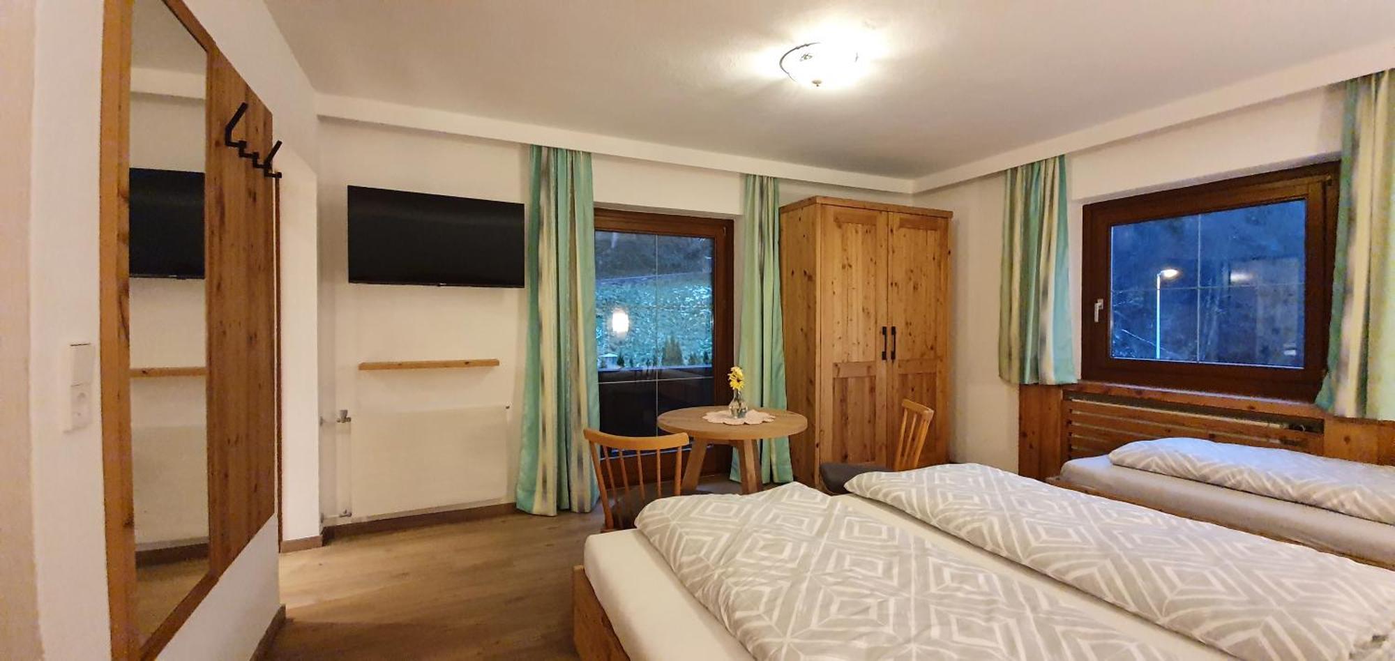 Ferienwohnung Kroell Zell am Ziller Phòng bức ảnh
